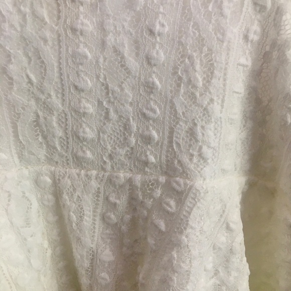 garage white lace cami tank top - Picture 5 of 5